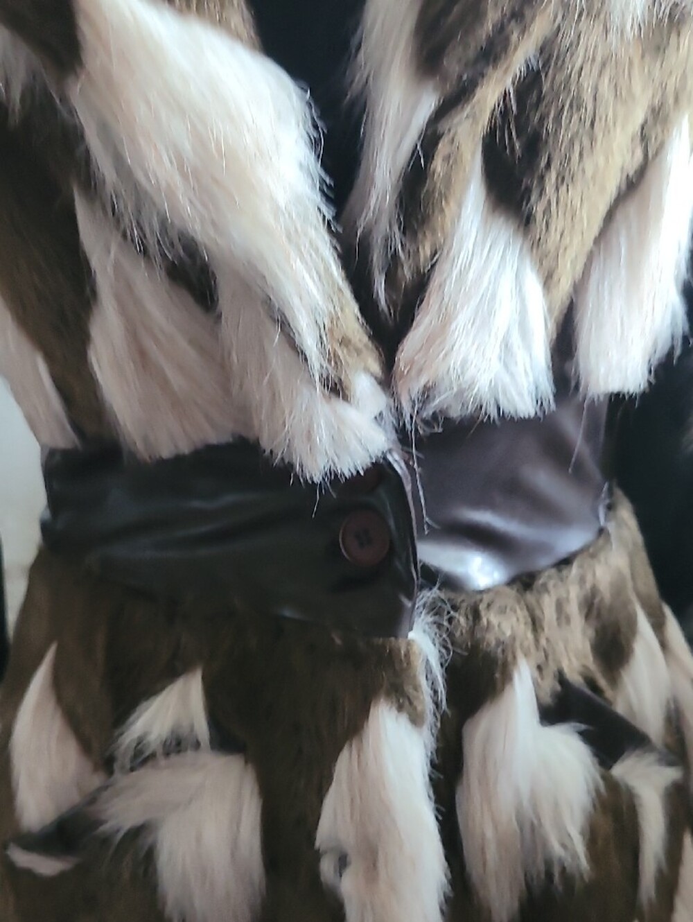 Betsey Johnson Brown and White Faux Fur Long Coat VINTAGE S COLLECTIBLE - Picture 4 of 17